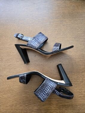 Women’s Stuart Weitzman  Snake-Embossed Slingback Heels